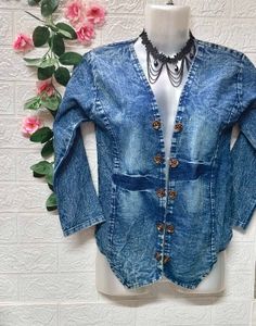 🎁Buy 2 Get 1 item worth Rs.99 free 🎁Denim Jacket