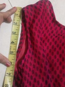 Pink Printed Sleeveless Top check images