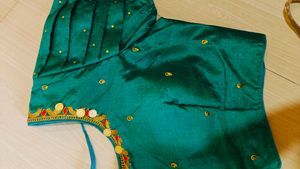 New Padded Sea Morpankhi CLR Blouse