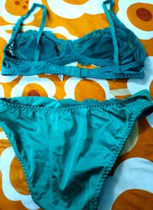 Green Bikni Set