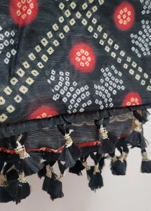 Elegant Black Bandhani Saree