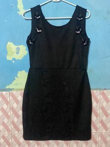 Black One Piece H. Or Bhut Acha H.