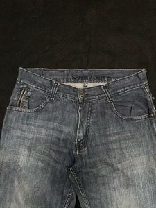 Loose Fit Vintage Jeans
