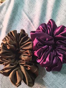 Stylish Hair Scrunchies pack of 2