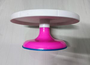 Turning Table For Cake Decorating