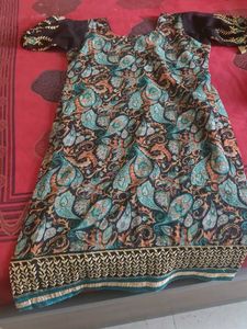 Elegant Embroidered Kurta