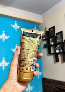 Lakme Perfect Radiance Face Wash - 150G