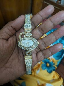 New Stylish Women&#39;s Watch