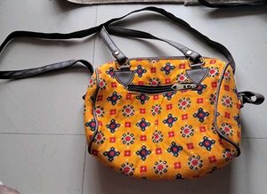 Patterned Handbag make ur choice and comment
