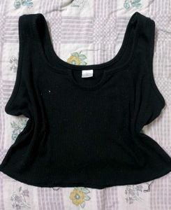 SSS BLACK CUT CROPPED TOP