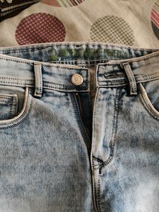 Light Wash Denim Jeans