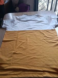 Cool UNITED Graphic Tee