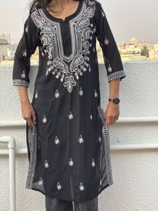 Black Embroidered Kurta