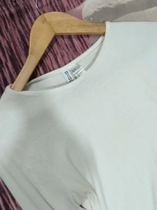 H&amp;M White Long Sleeve Crop Top