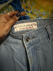 Stylish Light Wash Denim Jeans