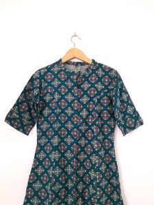 Blue Casual Kurta (Women&#39;s)