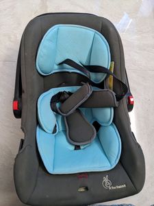 R For Rabbit Infant Car Seat Cum Carry cot