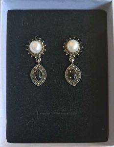 Pearl Drop Earrings