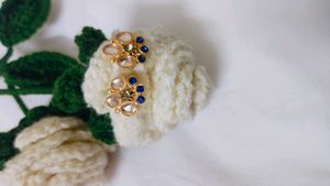 Chic Flower Studs