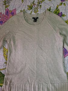 Soft H&m Sweater Size: Small ,Bust :32 to 34