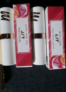 Myglamm LIT Matte Lipstick