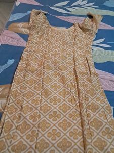Pour Muslin  Kurta N TROUSER
