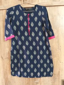 AVAASA LEAF PRINT BLUE KURTA