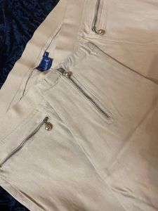 Beige Pants/jeggings