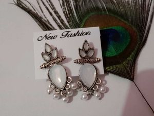 Floral Frost: Oxidized White Drop Earrings