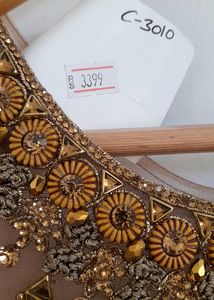 GLAM LOOK GOWN