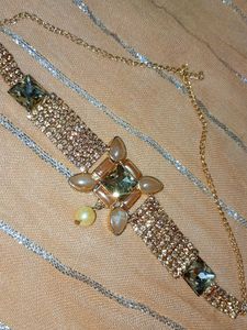 Elegant Bejeweled Necklace