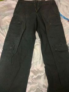 H&M Men's Loose Fit Black Cargo Pants