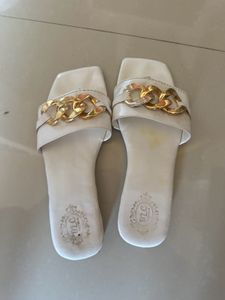 Women Flat