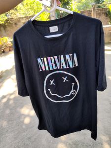 unisex large tees