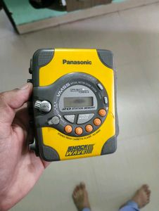 Vintage Panasonic Shockwave Radio -able to turn On