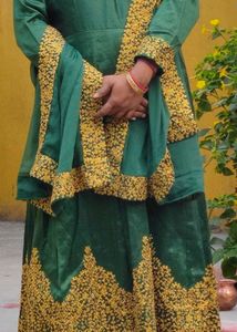 Elegant Green Embroidered Gown Set✨