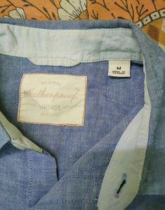 100% Cotton Weatherproof Half-sleeve Shirt.