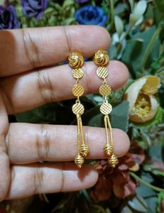 Elegant Gold Dangle Earrings