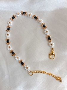 Pintresty Beaded Bracelet 🖤