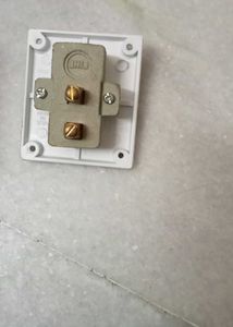FINE NEW AND ORIGINAL SWITCHES