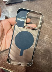 ICON iPhone 16 pro Case