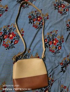 Women Shoulder Bag And ATM Card Store Pocket