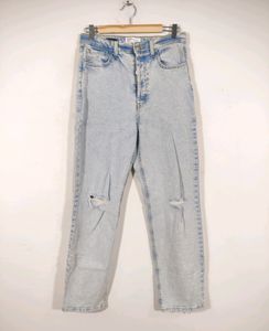 Bershka Distressed High-Waisted Jeans