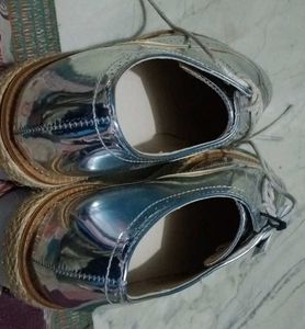 Shiny MOA Metallic Sneakers – Perfect for Party &