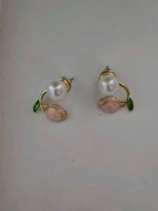 Set of 16 Korean earrings and 1 bracelet