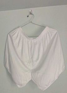 satin sleeveless night suit