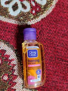 Clean &amp; Clear Face Wash