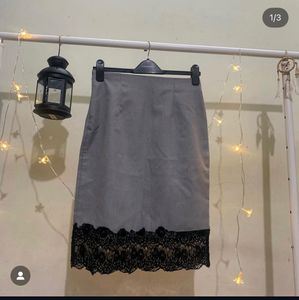 Formal skirt