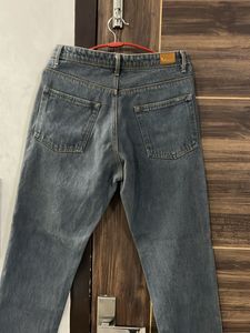 Grey Mom Fit Jeans 👖