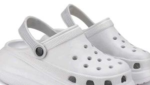 Women Clogs